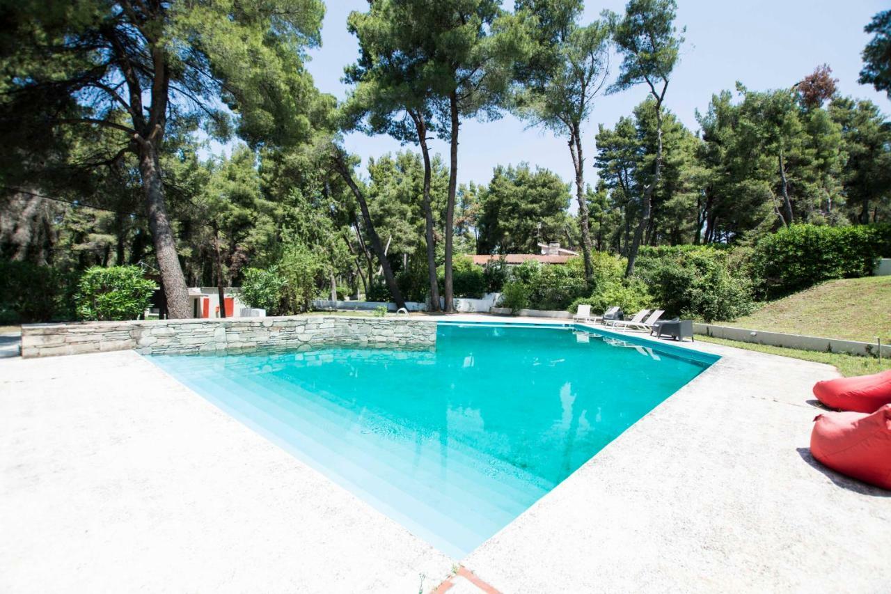Villa Aurora In Sani With Garden And Pool Eksteriør bilde